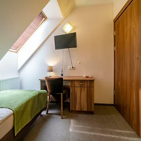 Bed & Breakfast Osada Gorski Potok 4*